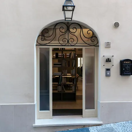Castello 25 Luxury Suites Ντεζεντσάνο ντελ Γκάρντα